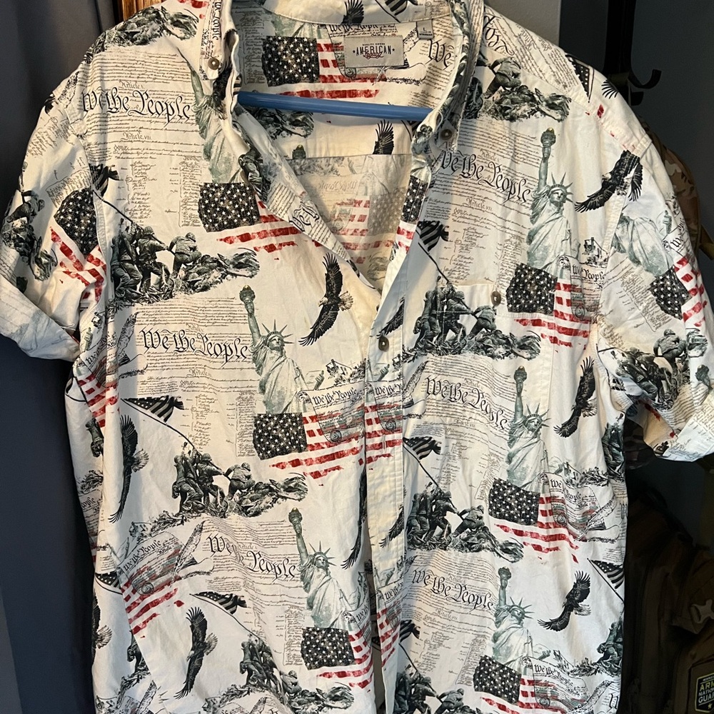 Cabela's Patriotic Print Men's Shirt